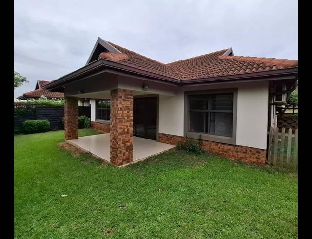 3 BEDROOM APARTMENT FOR SALE IN IZINGA ESTATE